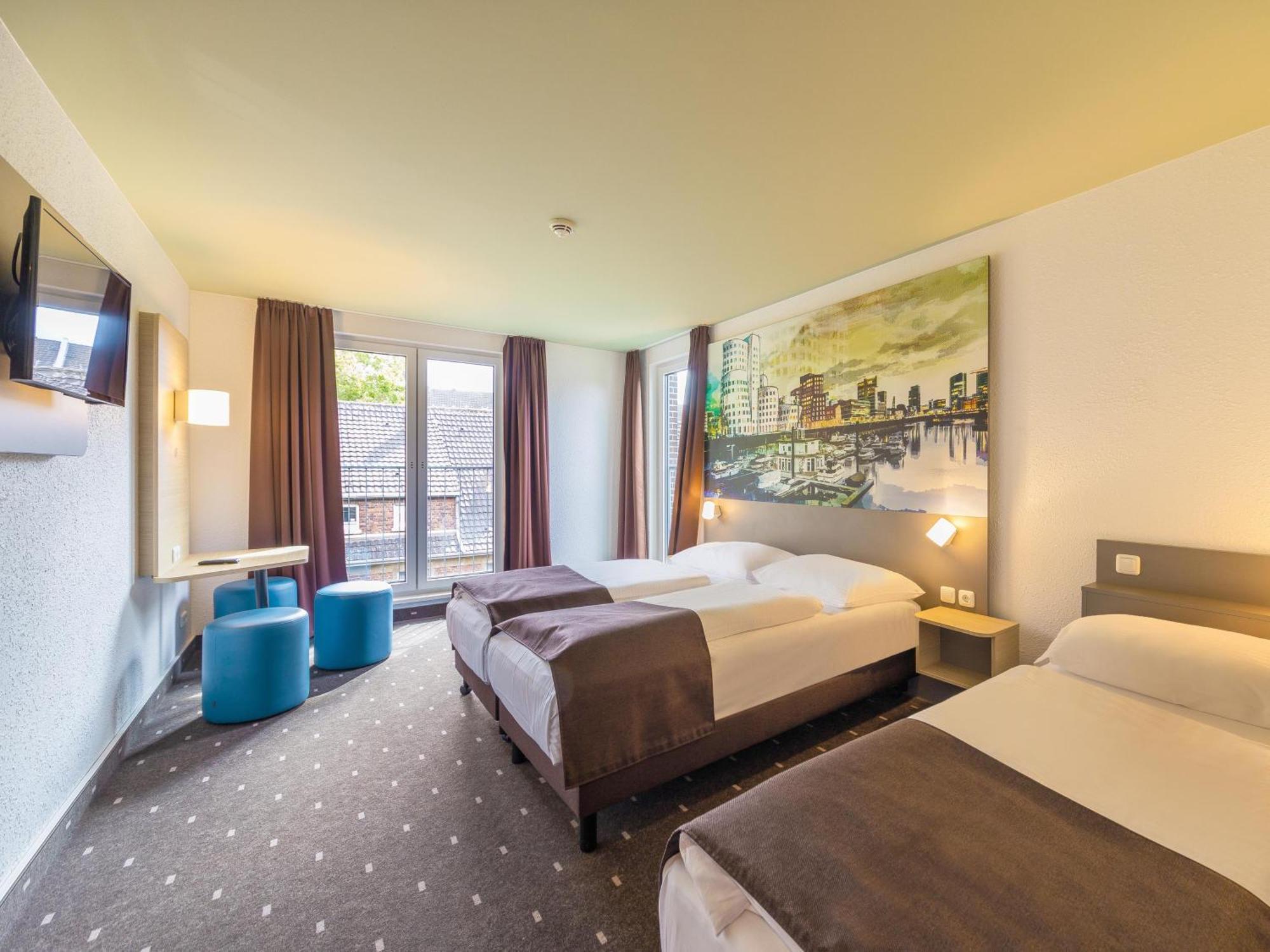 B&B Hotel Duesseldorf City-Sued Buitenkant foto