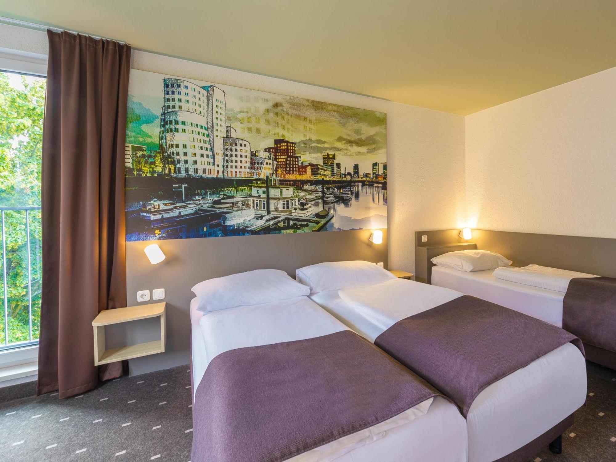 B&B Hotel Duesseldorf City-Sued Buitenkant foto