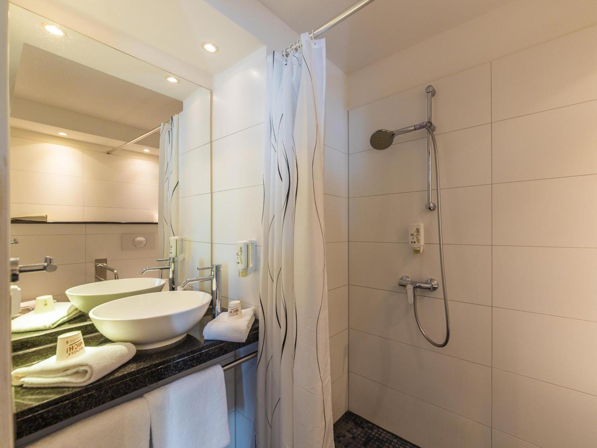 B&B Hotel Duesseldorf City-Sued Buitenkant foto